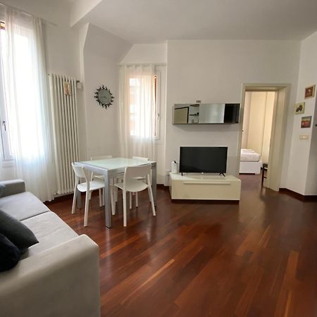 Avantgard Rooms Western Station Bologna Luaran gambar