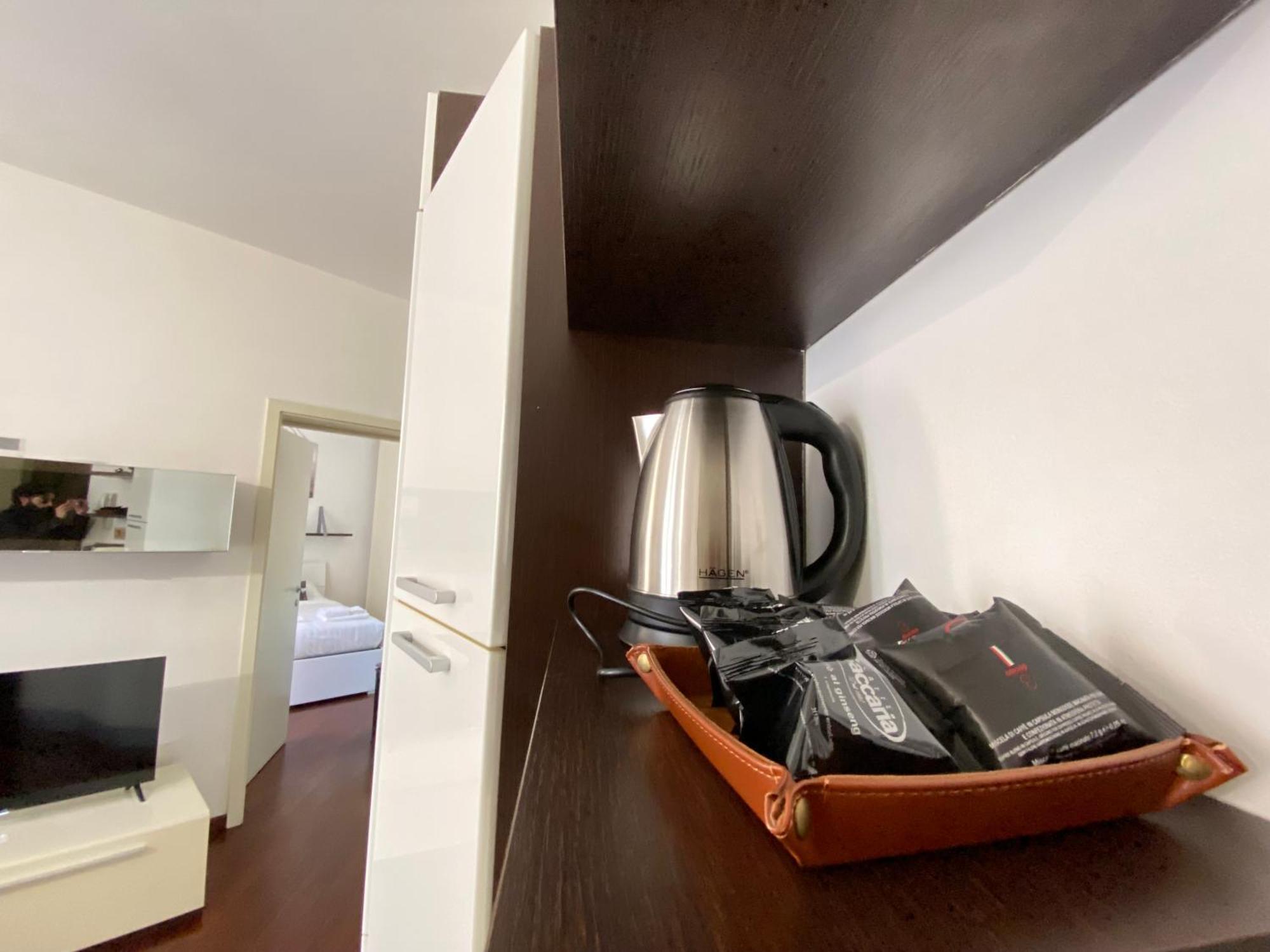 Avantgard Rooms Western Station Bologna Luaran gambar